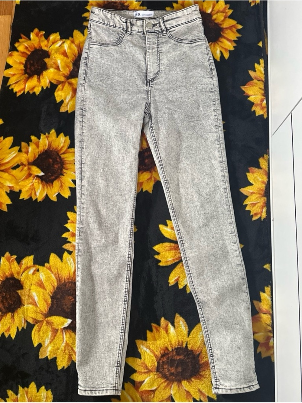 Zara Grey Acid-Wash Skinny Jeans